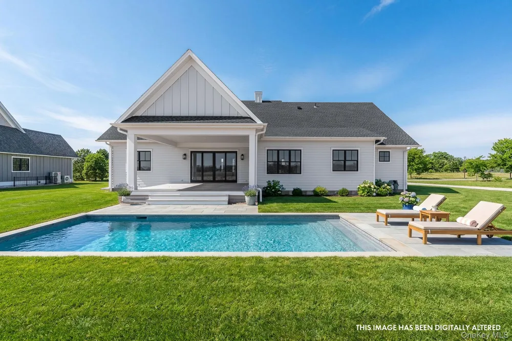 25 Club Drive Baiting Hollow, NY 11933