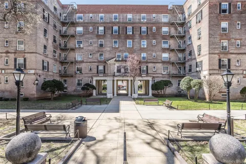 55-23 31 AVENUE #1
