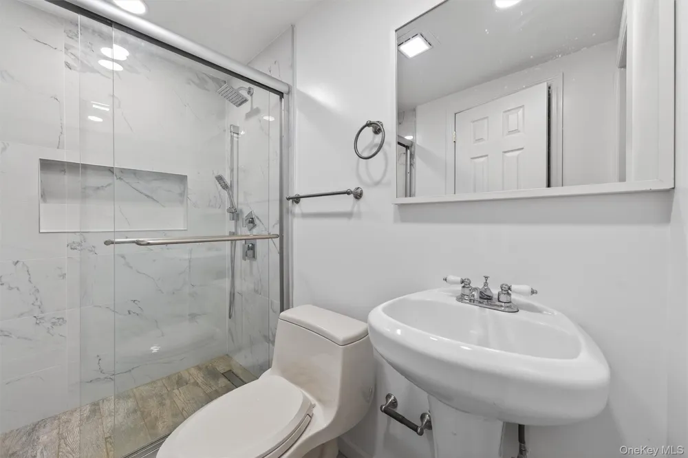86 Beaver Brook Road Yulan, NY 12764