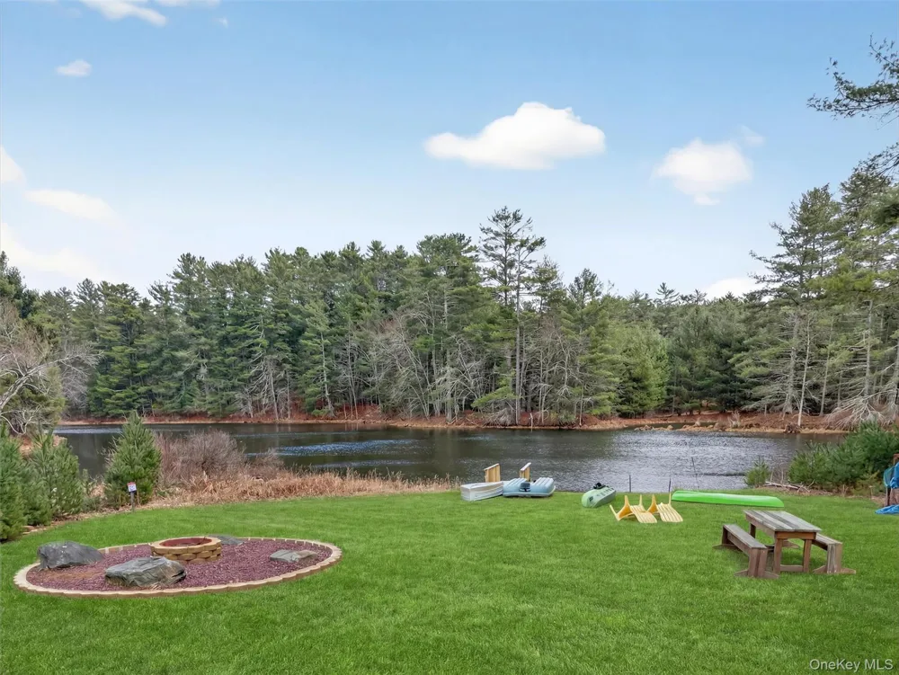 86 Beaver Brook Road Yulan, NY 12764