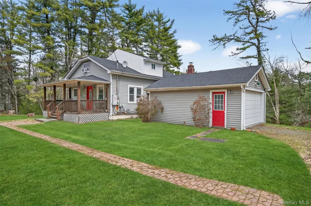 86 Beaver Brook Road Yulan, NY 12764