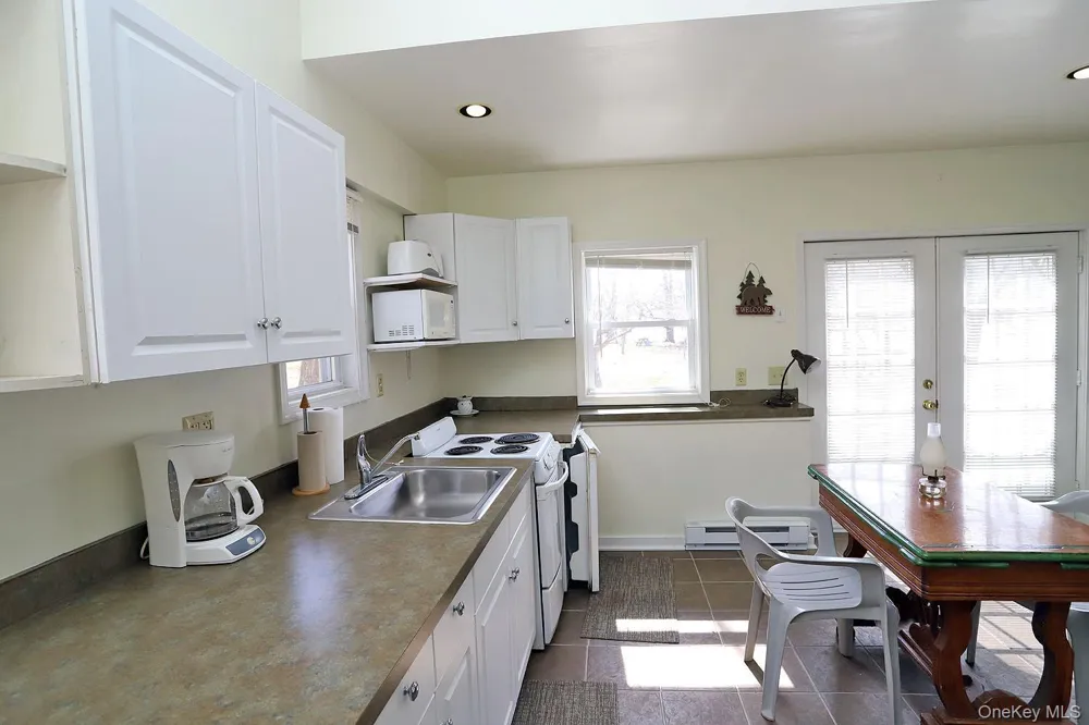 860 River Road Callicoon, NY 12723