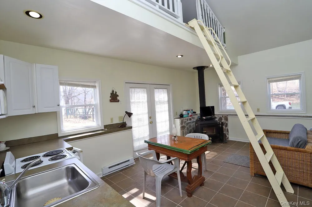 860 River Road Callicoon, NY 12723