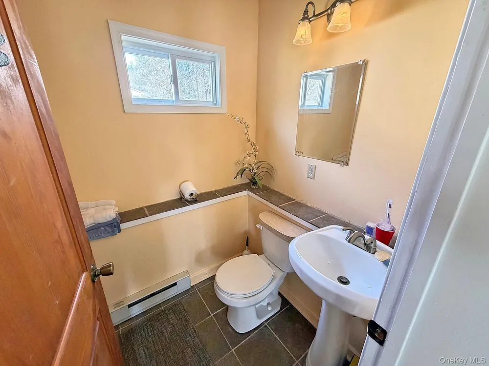 860 River Road Callicoon, NY 12723