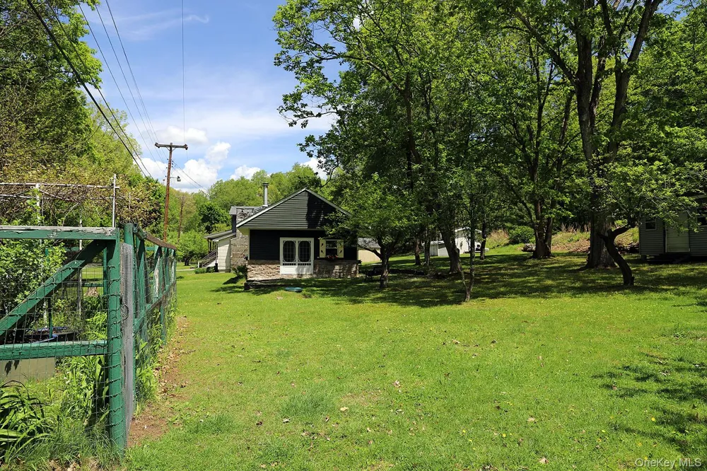 860 River Road Callicoon, NY 12723