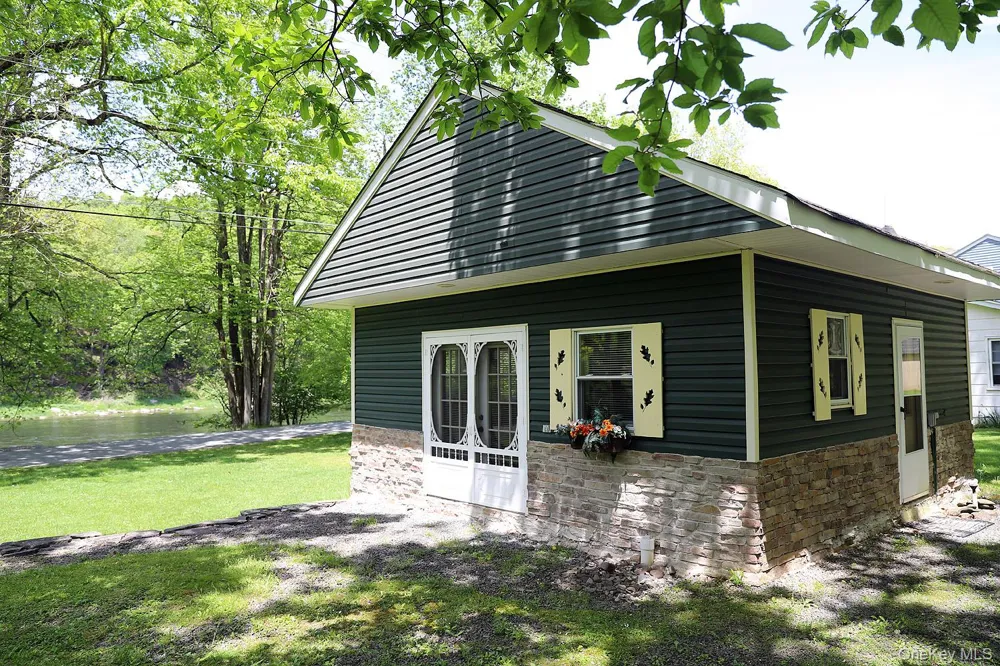 860 River Road Callicoon, NY 12723