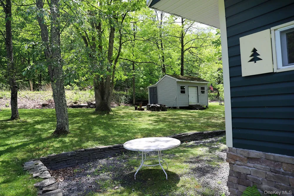 860 River Road Callicoon, NY 12723