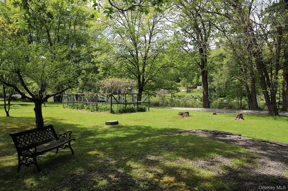 860 River Road Callicoon, NY 12723