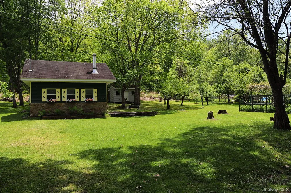 860 River Road Callicoon, NY 12723