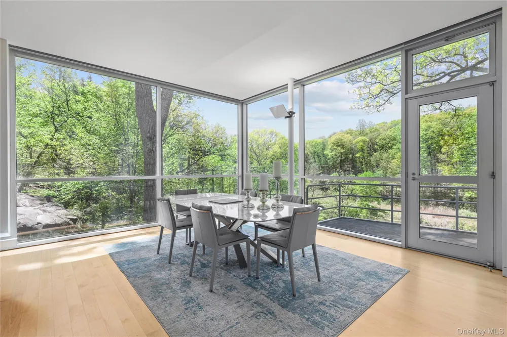 54 Cross Pond Road Pound Ridge, NY 10576