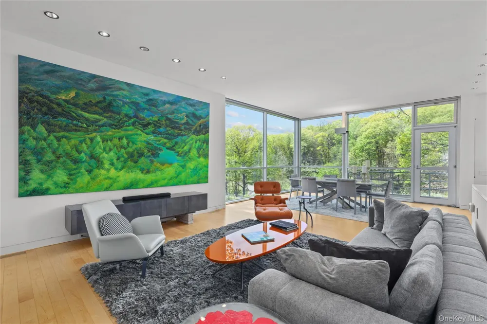 54 Cross Pond Road Pound Ridge, NY 10576