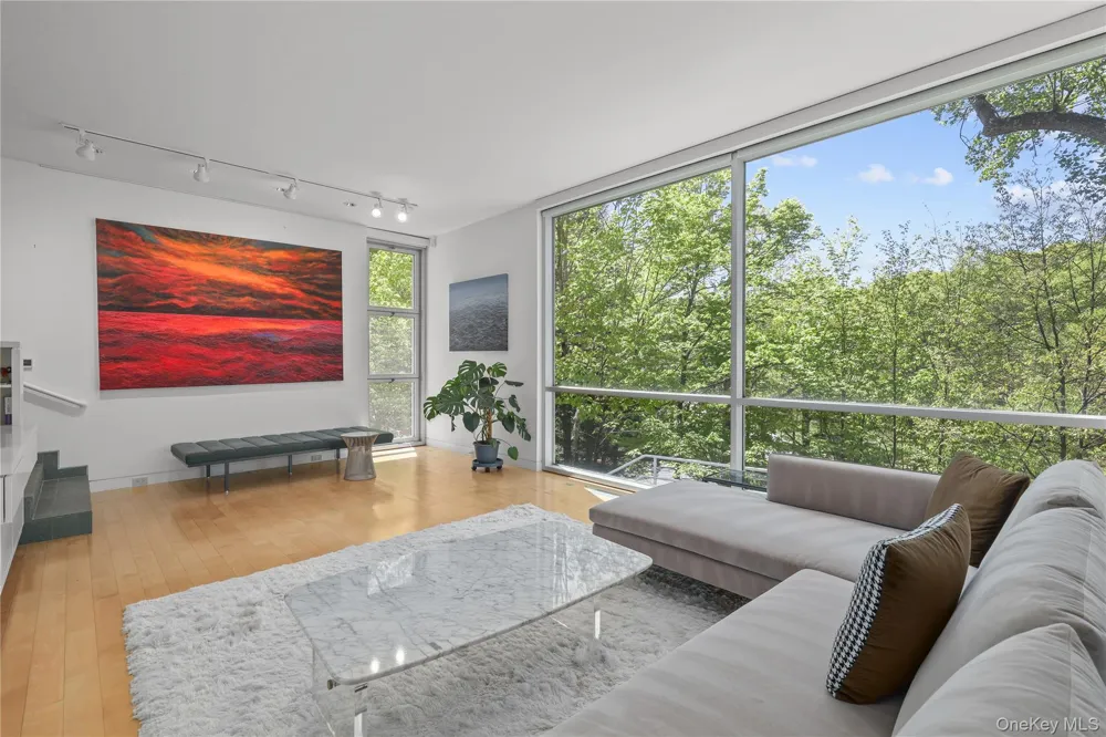 54 Cross Pond Road Pound Ridge, NY 10576