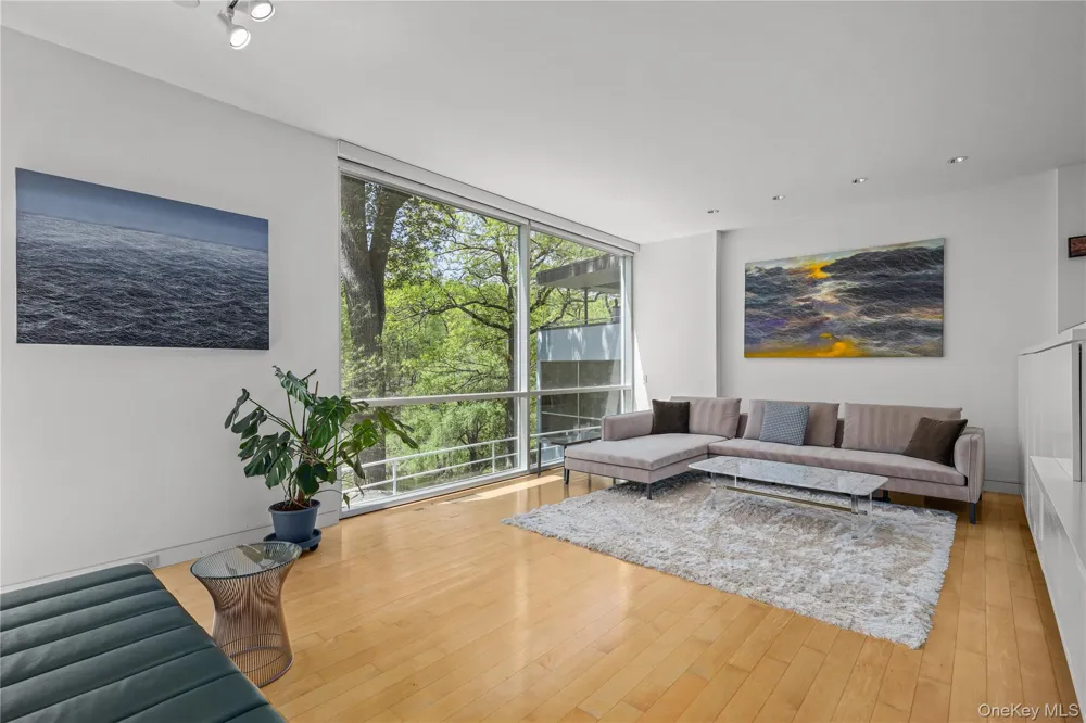 54 Cross Pond Road Pound Ridge, NY 10576