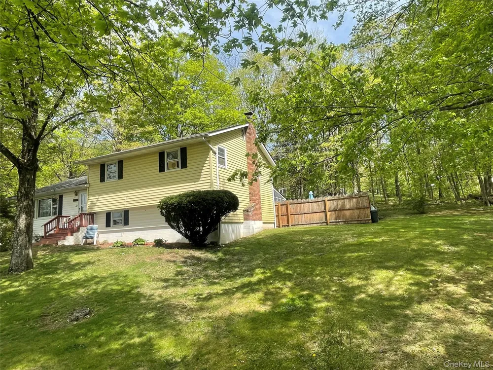 22 Prospect Street Staatsburg, NY 12580