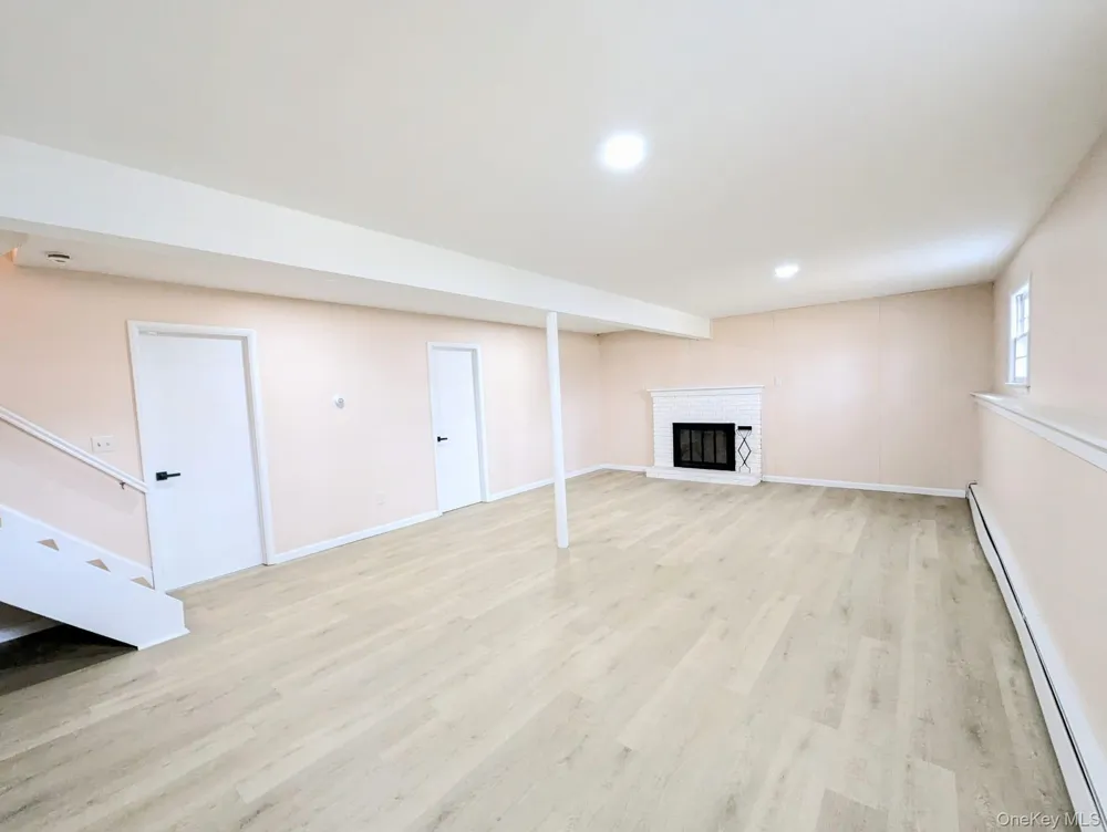 22 Prospect Street Staatsburg, NY 12580