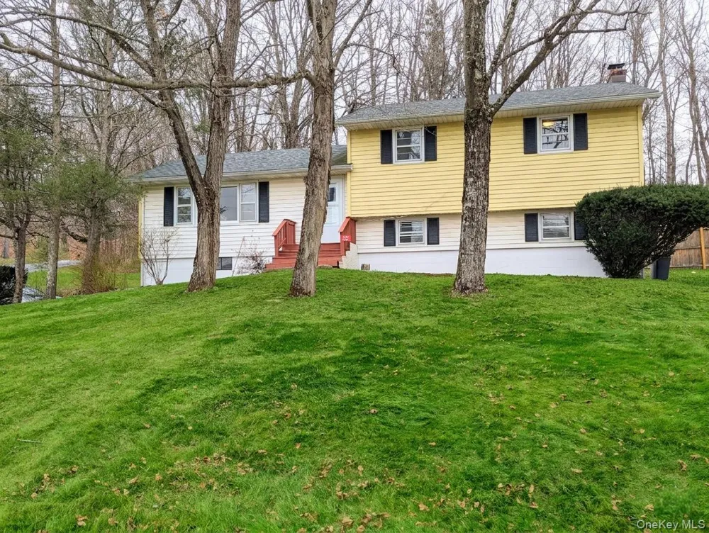 22 Prospect Street Staatsburg, NY 12580