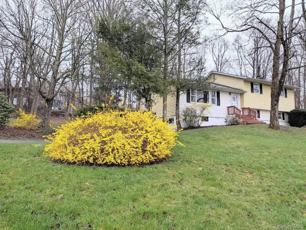 22 Prospect Street Staatsburg, NY 12580