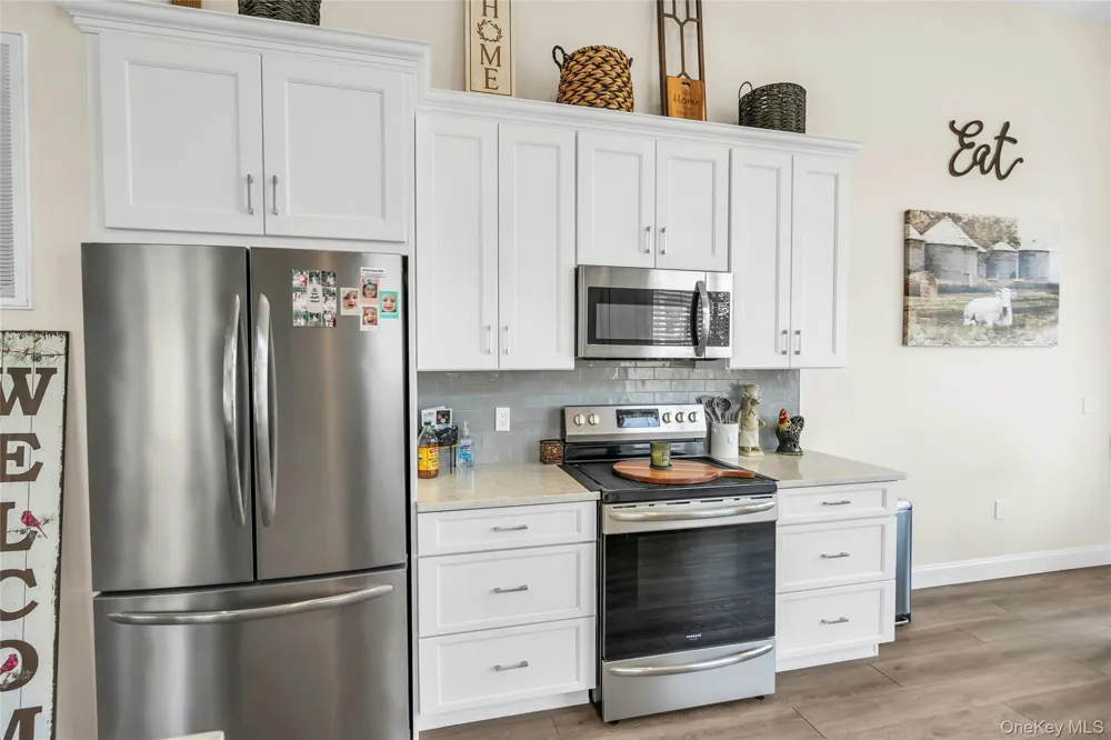 191 Belmont Circle Yaphank, NY 11980