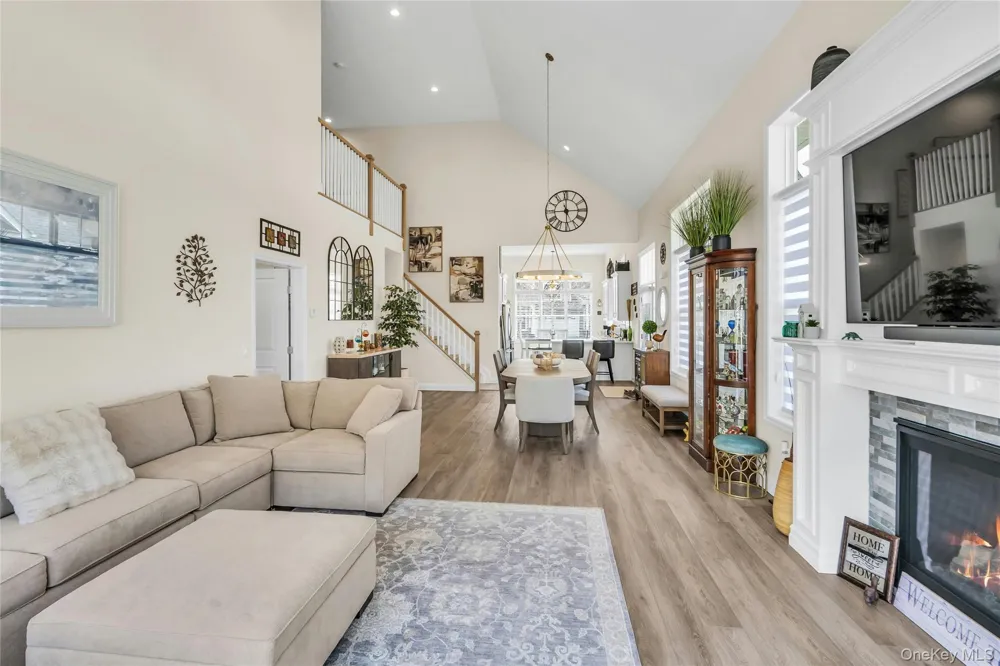 191 Belmont Circle Yaphank, NY 11980