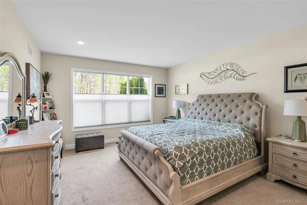 191 Belmont Circle Yaphank, NY 11980