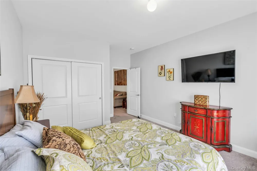 191 Belmont Circle Yaphank, NY 11980