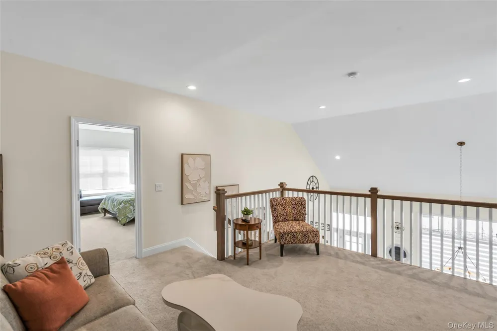 191 Belmont Circle Yaphank, NY 11980