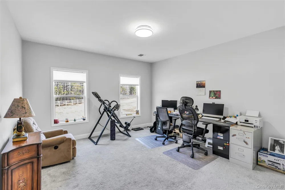 191 Belmont Circle Yaphank, NY 11980