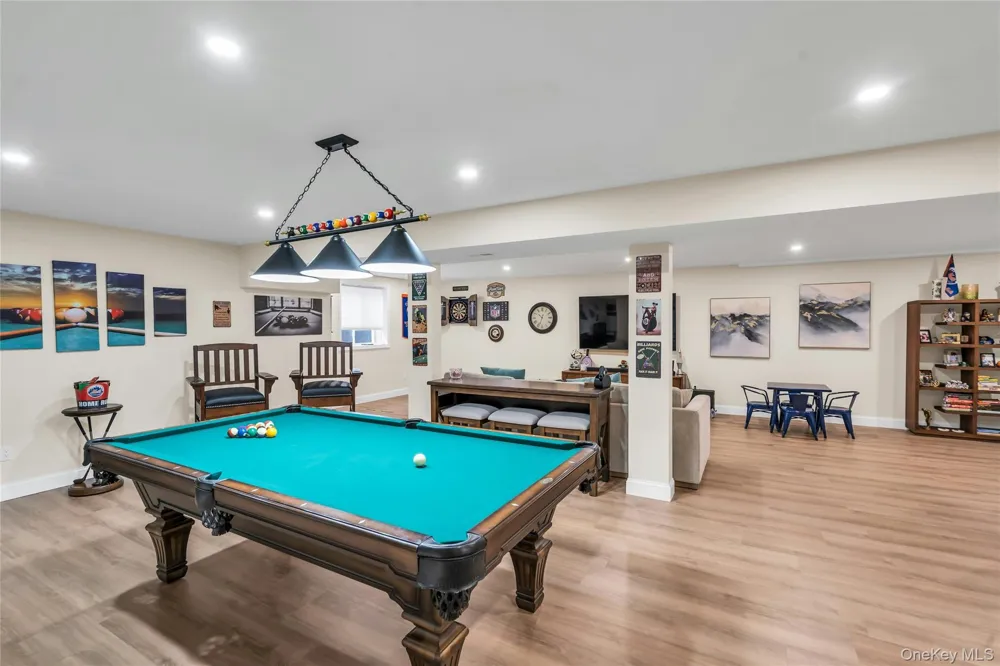 191 Belmont Circle Yaphank, NY 11980