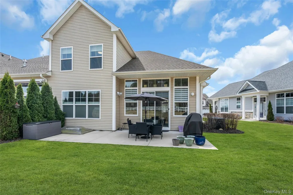 191 Belmont Circle Yaphank, NY 11980