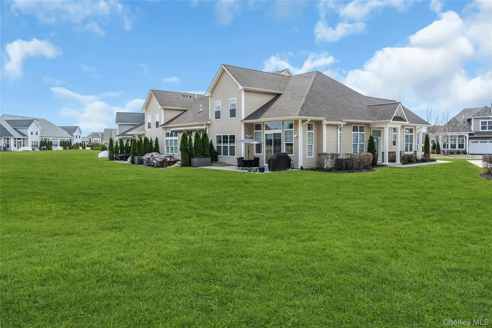 191 Belmont Circle Yaphank, NY 11980