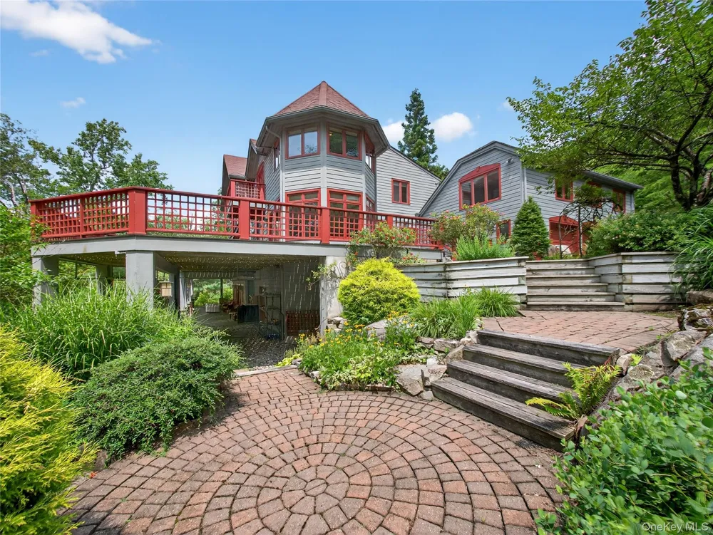 6 Old   Cranberry Road Sloatsburg, NY 10974