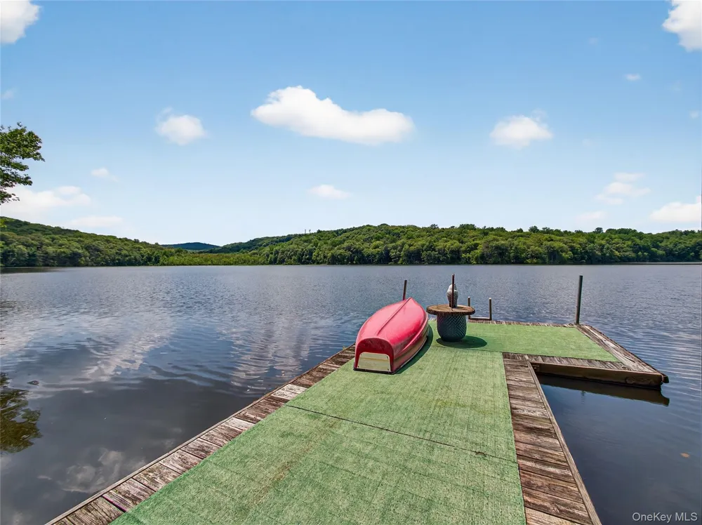 6 Old   Cranberry Road Sloatsburg, NY 10974