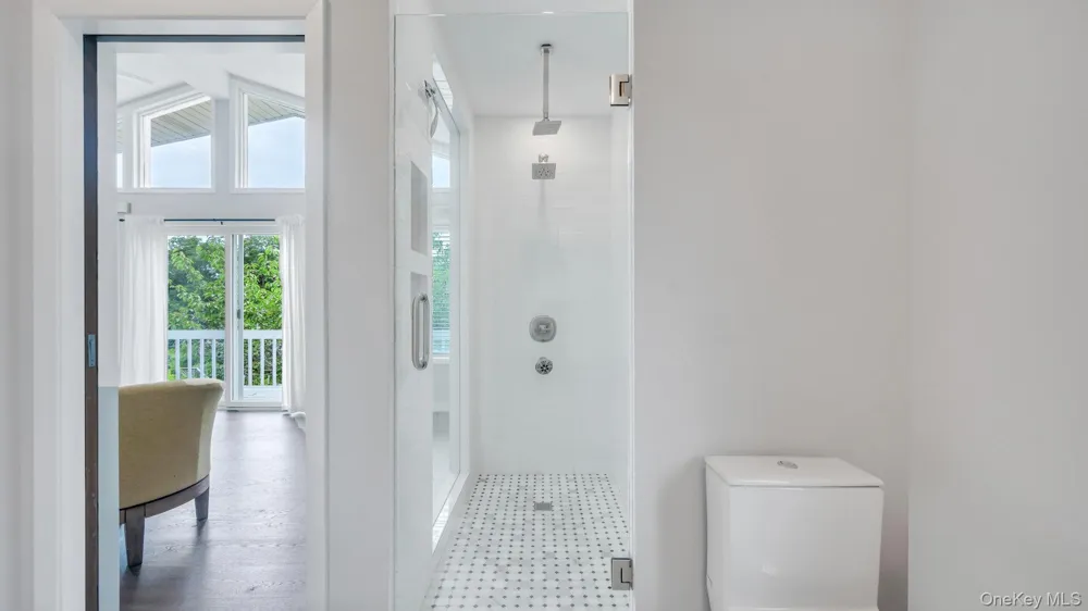 470 Windy Point Lane Southold, NY 11971