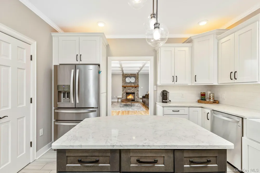 26 Box Tree Road East Quogue, NY 11942