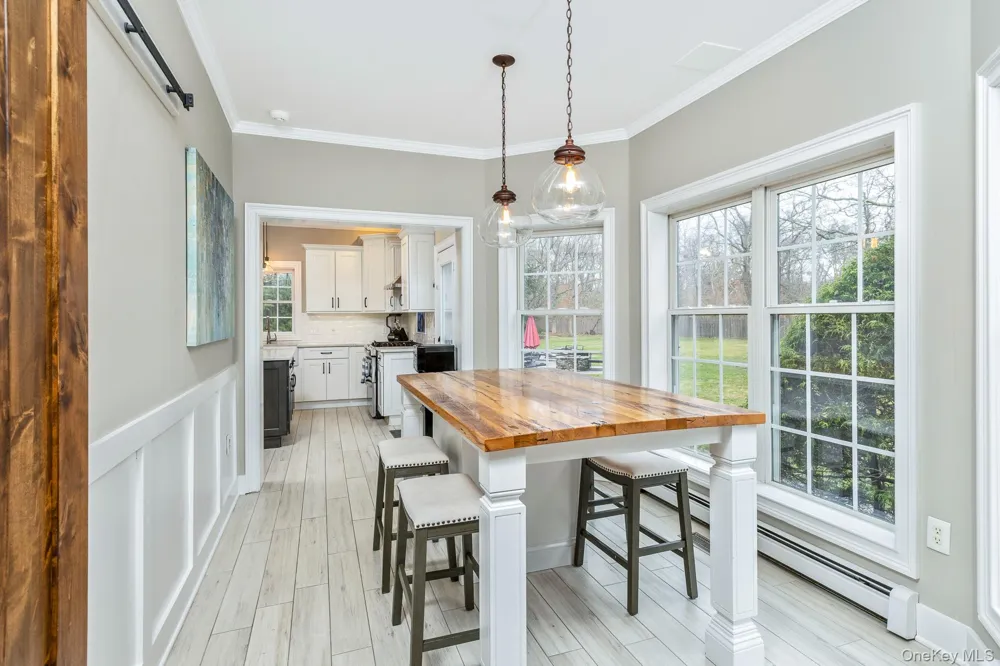 26 Box Tree Road East Quogue, NY 11942
