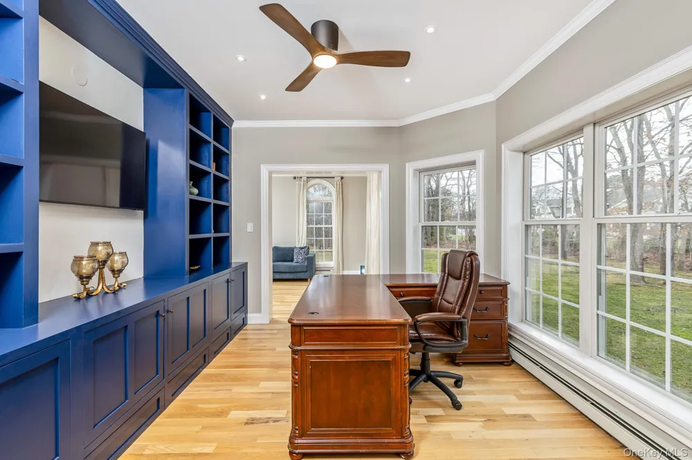 26 Box Tree Road East Quogue, NY 11942