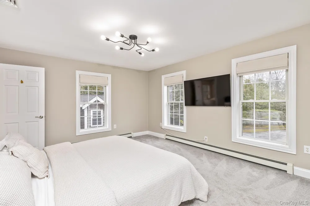 26 Box Tree Road East Quogue, NY 11942