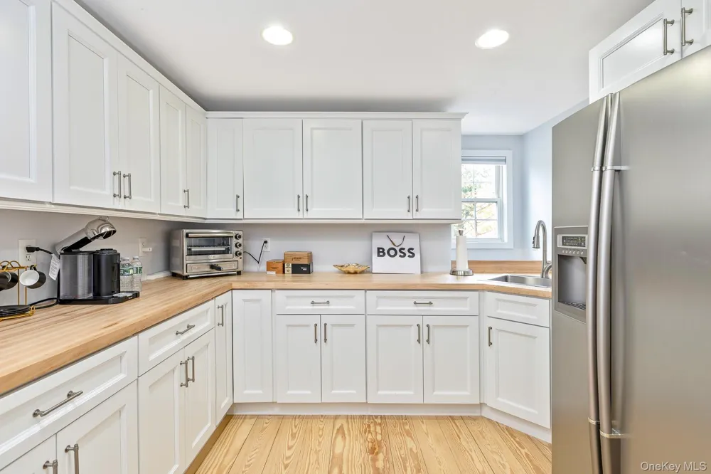 26 Box Tree Road East Quogue, NY 11942