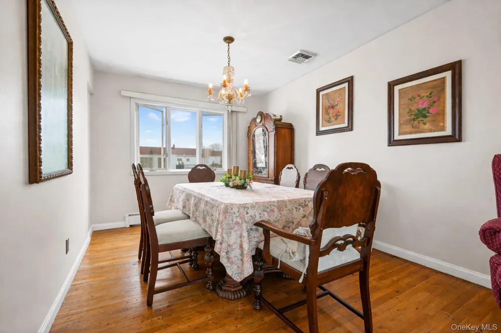 3727 Oceanside Road E Oceanside, NY 11572