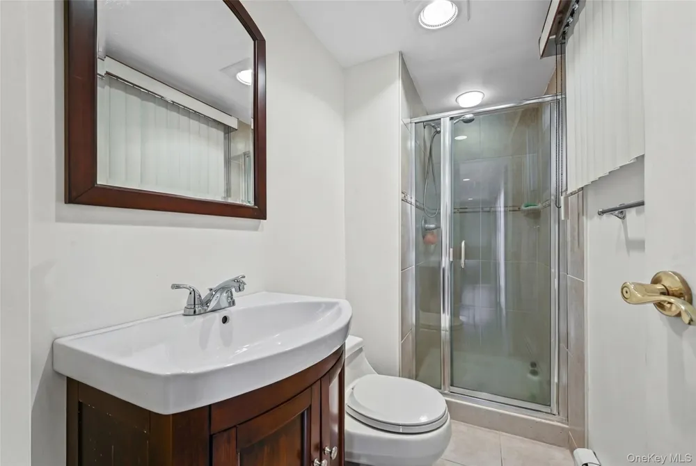 3727 Oceanside Road E Oceanside, NY 11572