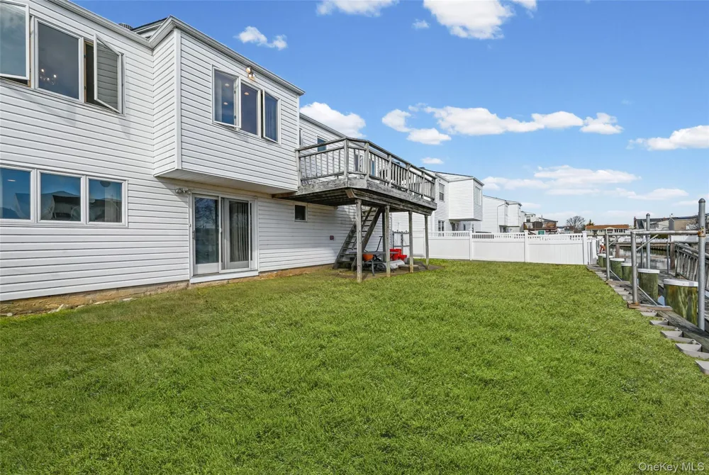 3727 Oceanside Road E Oceanside, NY 11572
