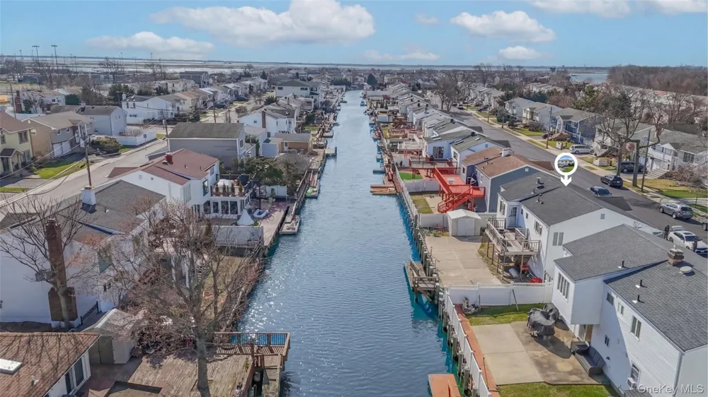 3727 Oceanside Road E Oceanside, NY 11572