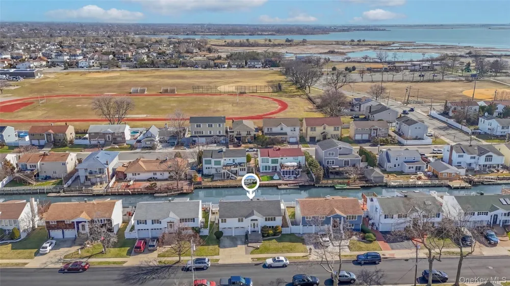 3727 Oceanside Road E Oceanside, NY 11572