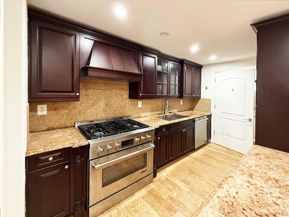 63-36 99th street  #4H Rego Park, NY 11374