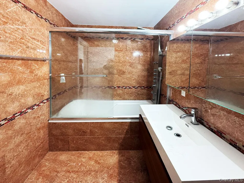 63-36 99th street  #4H Rego Park, NY 11374