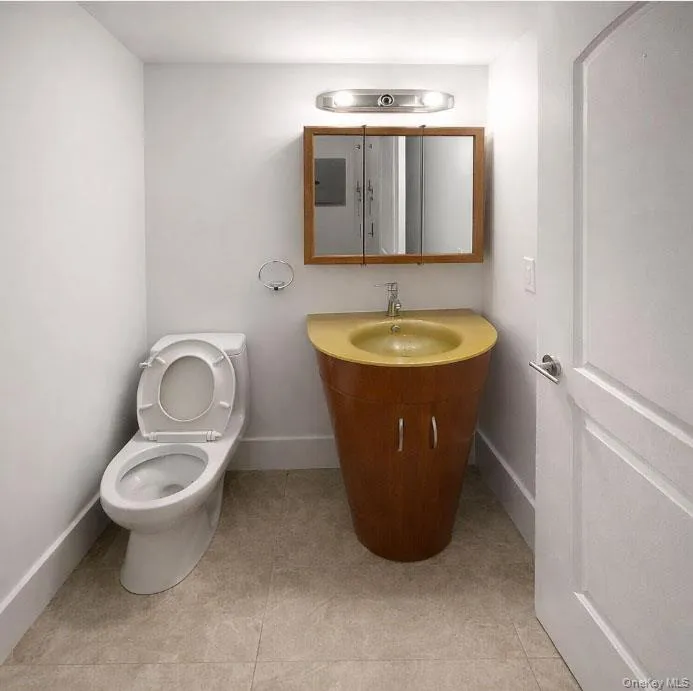 63-36 99th street  #4H Rego Park, NY 11374