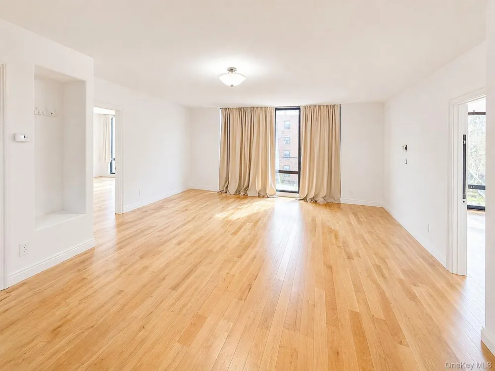 63-36 99th street  #4H Rego Park, NY 11374