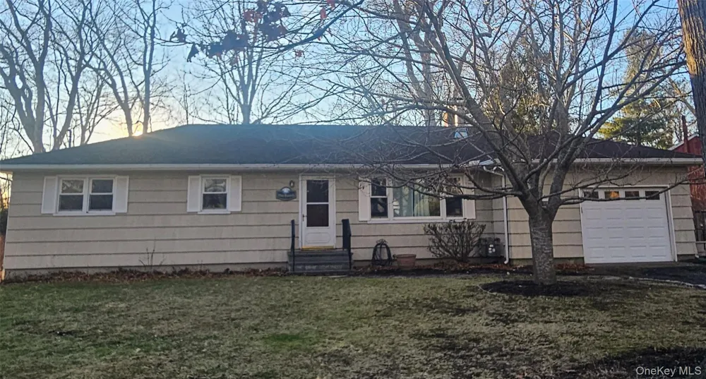 290 Gull Pond Lane Greenport, NY 11944