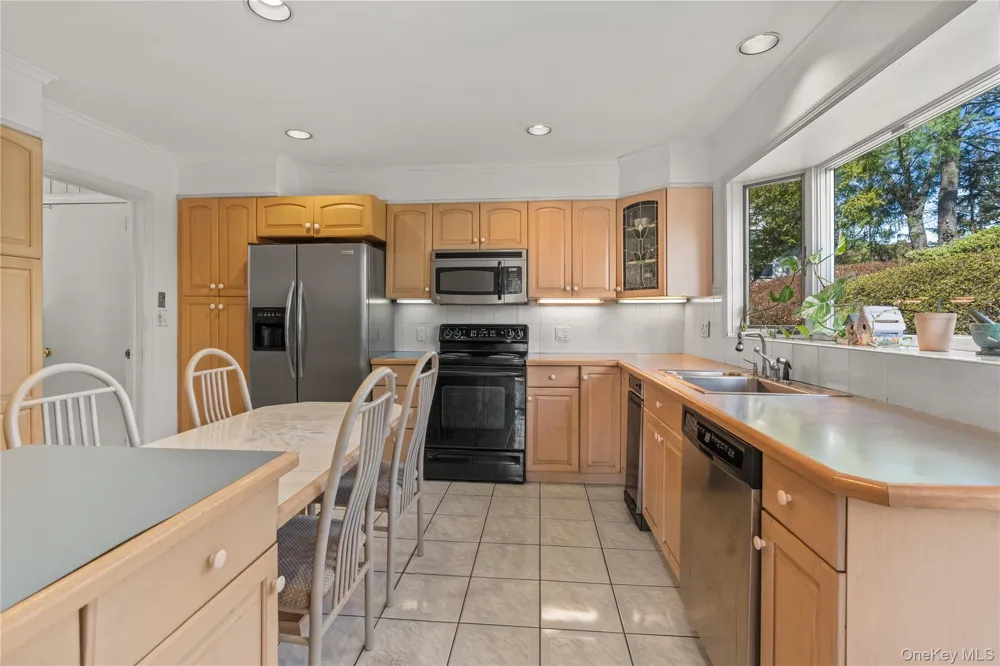 18 Devon Road Bronxville, NY 10708