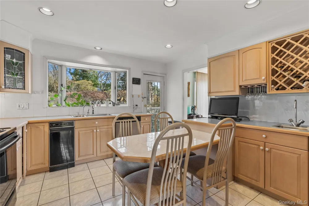 18 Devon Road Bronxville, NY 10708